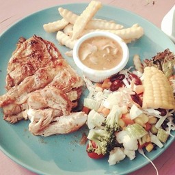 สเต๊กไก่ต้มยำ