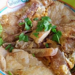 ก๋วยเตี๋ยวคั่วไก่+หมึก