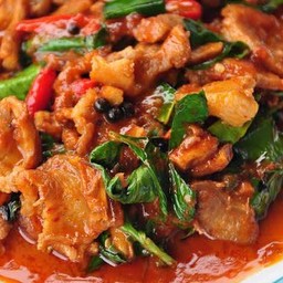 ข้าวหมูผัดพริกเผา