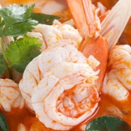 ต้มยำกุ้งหรือปลาหมึก