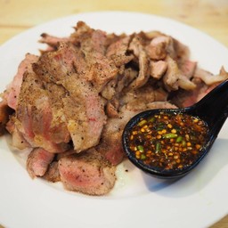หมูย่างจิ้มแจ่ว 1ขีดครึ่ง