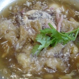 กระเพาะปลาน้ำแดง