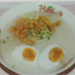 โจ๊กเครื่องในล้วน+ไข่เค็ม