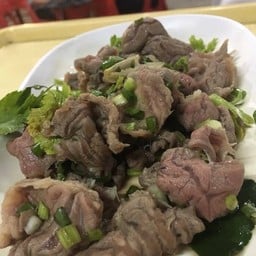 น่องลายลวกจิ้ม Boiled Beef Leg Sirloin