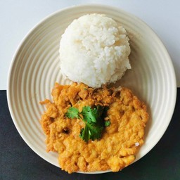 ข้าวราดไข่เจียว