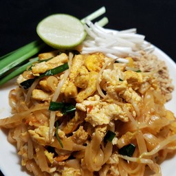 ผัดไทยกลางกรุง
