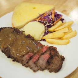 สเต็กเนื้อพริกไทยดำ