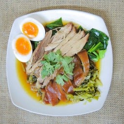 ขาหมูเปล่า