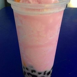 สตอเบอรี่นมสดปั่น