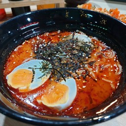 ราเม็งต้มยำซุปกระดูกหมู