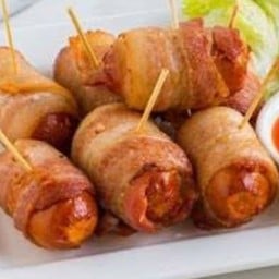 ไส้กรอกค๊อกเทลเยอรมันพันเบคอน
