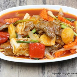 เนื้อผัดเปรี้ยวหวาน