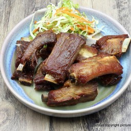 ซี่โครงหมูทอดน้ำปลา