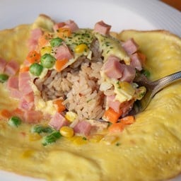 ข้าวกล้องไข่นุ่มแฮมชีส