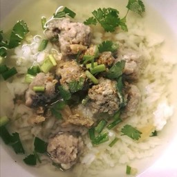 ข้าวต้มหมู