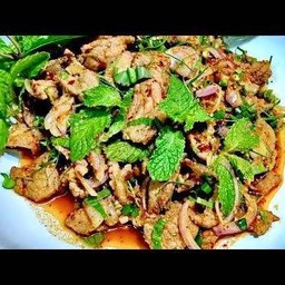 น้ำตกเนื้อ