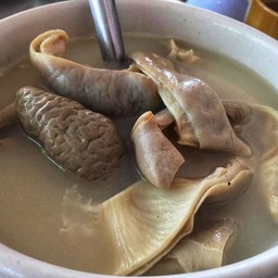 กระเพาะหมูตุ๋น 猪肚汤
