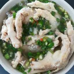 ต้มแซ่บขาไก่