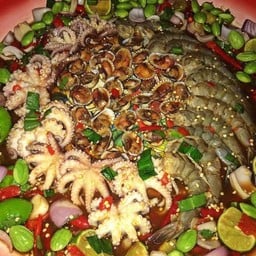 ตำหนวดหมึกหอยกุ้งสด