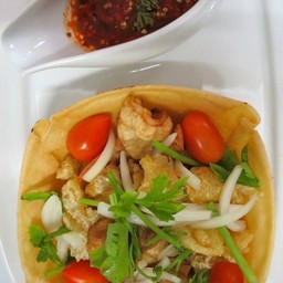 ยำสามกรอบ