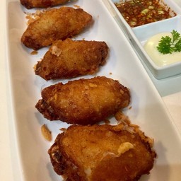 ปีกไก่ทอด