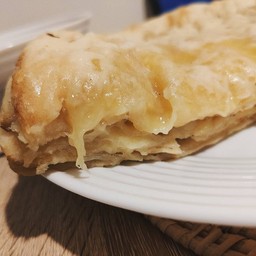 Cheese Naan
