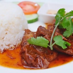 ข้าวเนื้ออบ