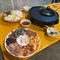 หมูย่างริมบึง สาขาซ.หลังเบอร์ด็อกบางแสน