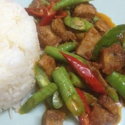 ยิ้มยิ้มอาหารตามสั่ง