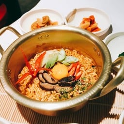 Ramyun บะหมี่น้ำเกาหลี+ไข่