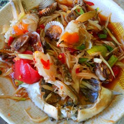 ส้มตำปูม้าสด+หอยแครง
