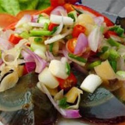 ยำไข่เยี่ยวม้า