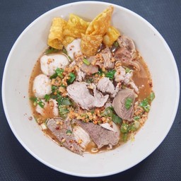 ก๋วยเตี๋ยวหมูต้มยำ