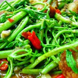 กะเฉดหมูกรอบ