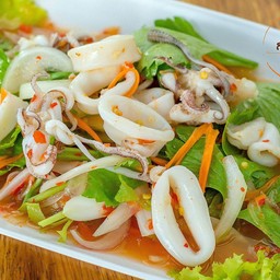 ยำปลาหมึก