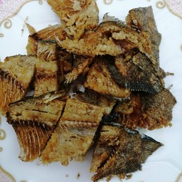 ปลาสลิดทอด