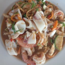 ผัดฉ่าทะเล