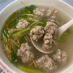 แกงจืดเกี่ยมบ๊วยหมูสับ