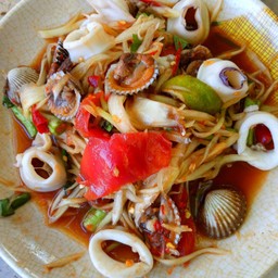 ส้มตำปลาหมึก+หอยแครง