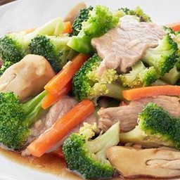 ผัดผักรวมมิตร