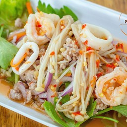 ยำเห็ดเข็มทอง