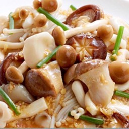 ผัดรวมมิตรเห็ด