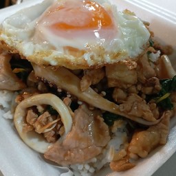 รวมมิตรทอดกระเทียมพร้อมดาว