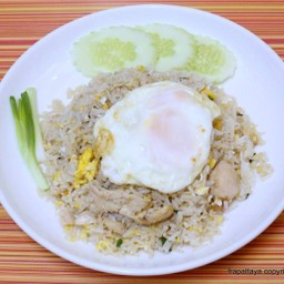 ข้าวผัดไก่+ไข่ดาว