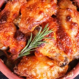 Garlic&Thym ข้าวเหนียวไก่ทอดคลุกพริกและเครื่องเทศ