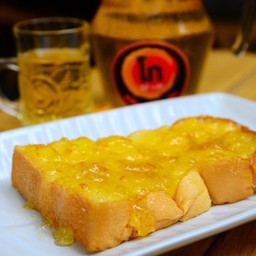 ขนมปัง+เนย+แยมส้ม