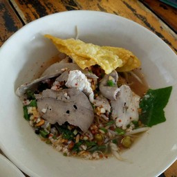 ก๋วยเตี๋ยวหมูตำลึง ซ. ลาดปลาเค้า 14