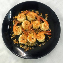 กุ้งทอดกระเทียมพริกไทย(กับข้าว) (ปกติ 9 ตัว)