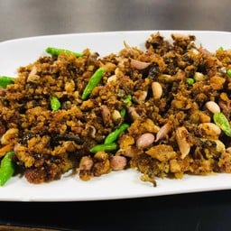 ปลาดุกกรอบผัดพริกสด