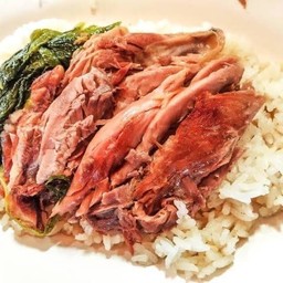 ข้าวราดขาหมูเนื้อล้วน